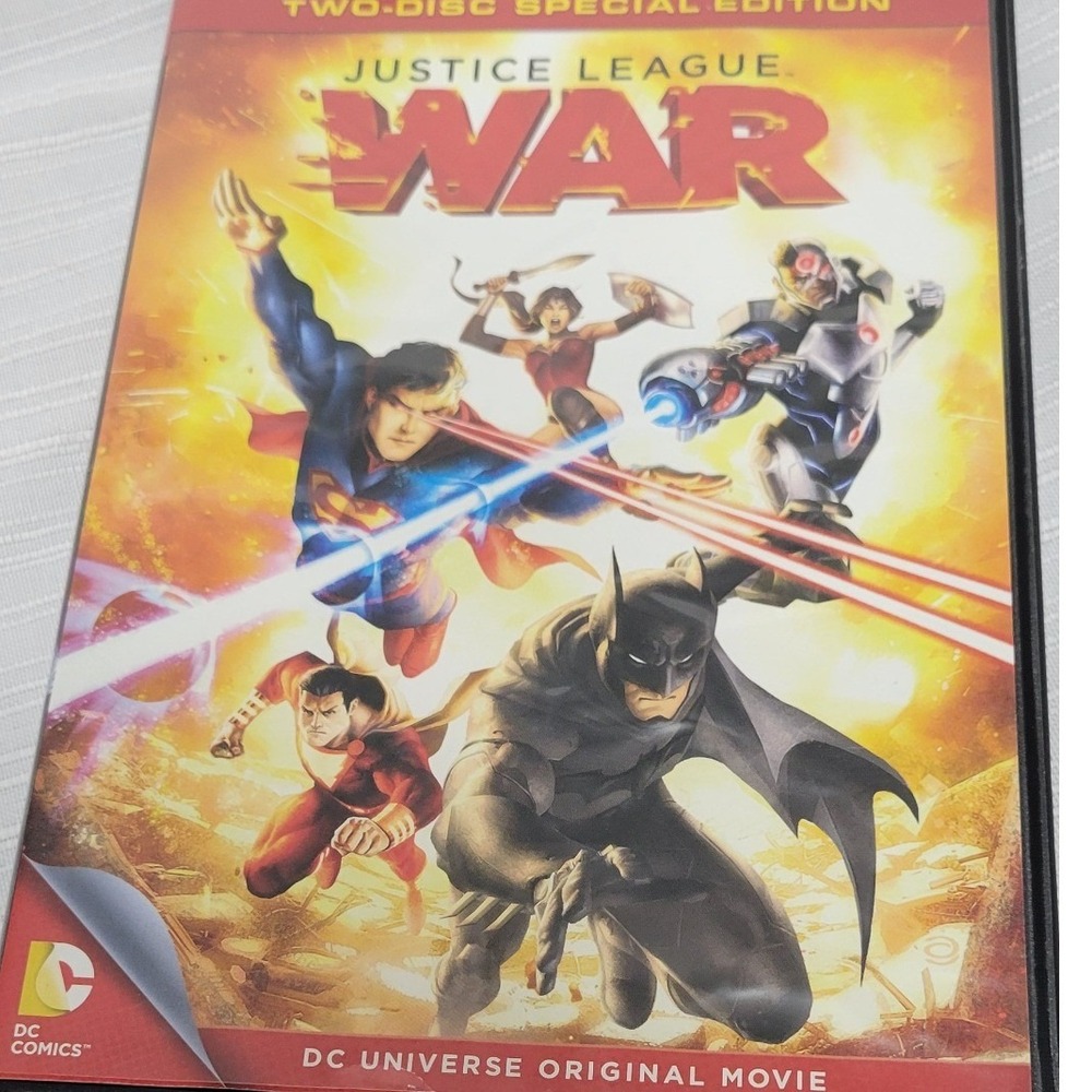 Justice League War DVD Two-Disc Special Edition DC Universe Original Movie 2014